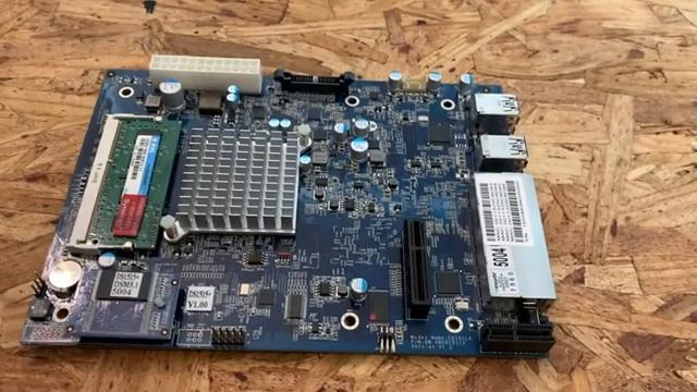 Synology DiskStation NAS - No Power Fix - DS1515 смотреть онлайн