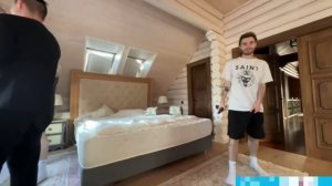 ХАЗЯЙСКАЯ СТРИМ ХАТА / КОРЕШ, FRAME TAMER, ПАРАДЕЕВИЧ и ДАНИЛА ГОРИЛЛА ЗАСЕЛИЛИСЬ в ОГРОМНЫЙ ДОМ