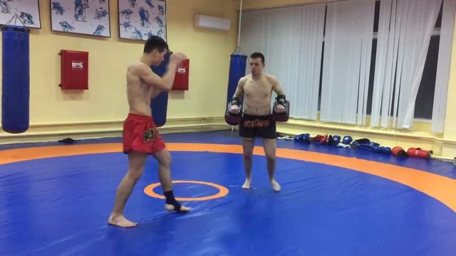 Мидл-кик (13.03.18) смотреть онлайн