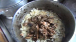 Грибы сухие жареные в сметане