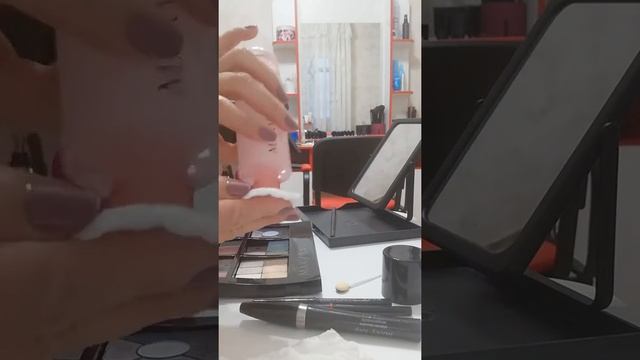 Средство для снятия макияжа Мэри Кэй смотреть онлайн