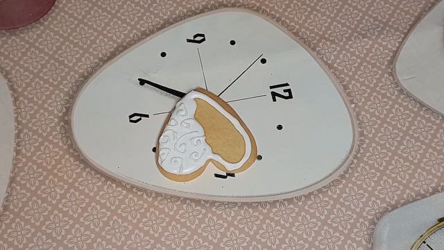 Роял айсинг за декорация на сладкиши!Royal icing for cake decoration! смотреть онлайн