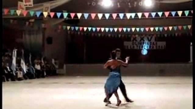 Deysi Aguilera y Agustin Salgado-Tango Escenario смотреть онлайн