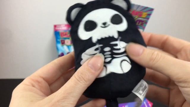 $10 Tuesday~ Bears VS Donuts Blind Bag Plush~ Unboxing & Review смотреть онлайн
