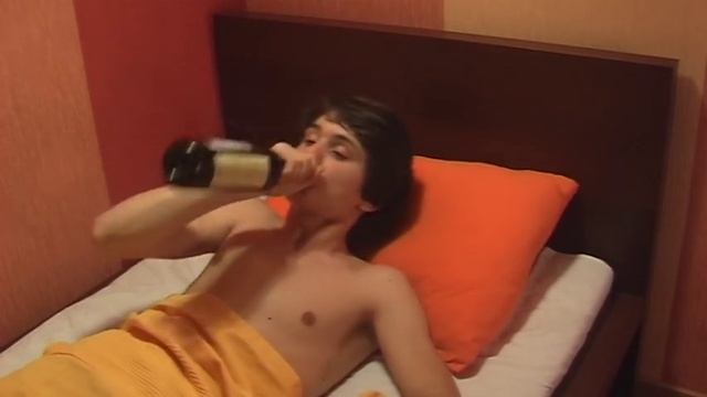 Перегар, потому и не кусают!!!