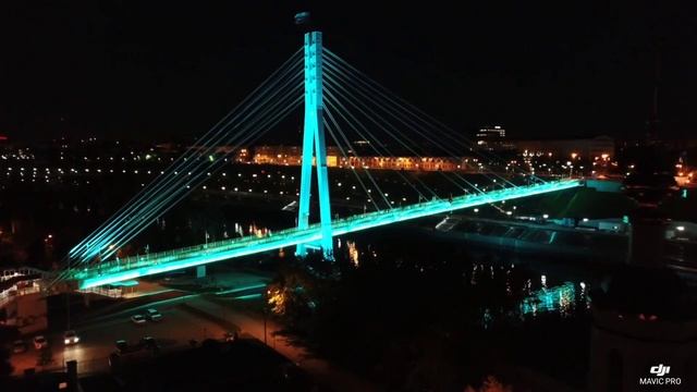 Мост влюбленных в Тюмени. смотреть онлайн