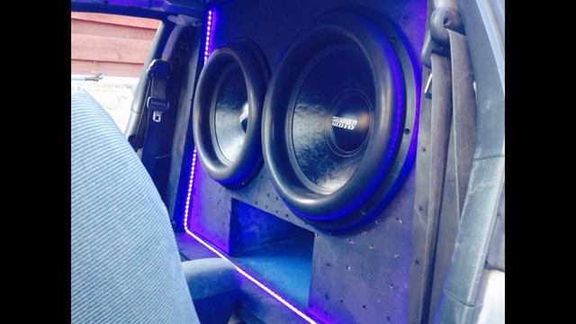 самый громкий бас от Bass Boost смотреть онлайн