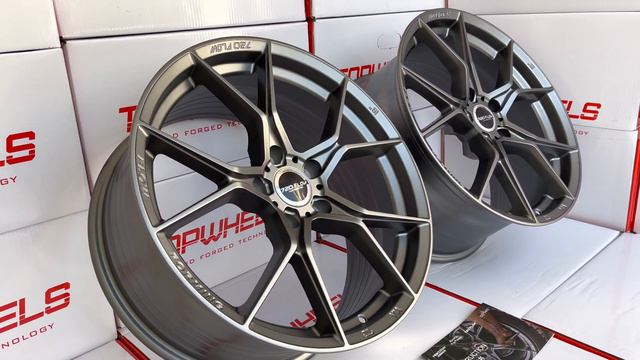 Makstton FF101 19 8.5/9.5J 9.6kg Gunmetal смотреть онлайн