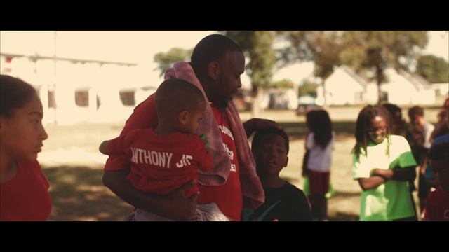 Difference Maker Anthony Ellison - West Kentucky Garage Builders - VUE Magazine - Socially Present смотреть онлайн