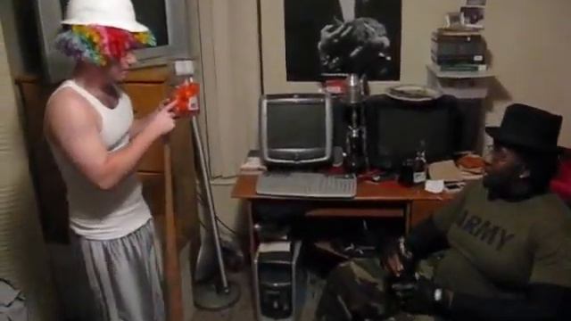 Ebony and Ivory- Pilot смотреть онлайн