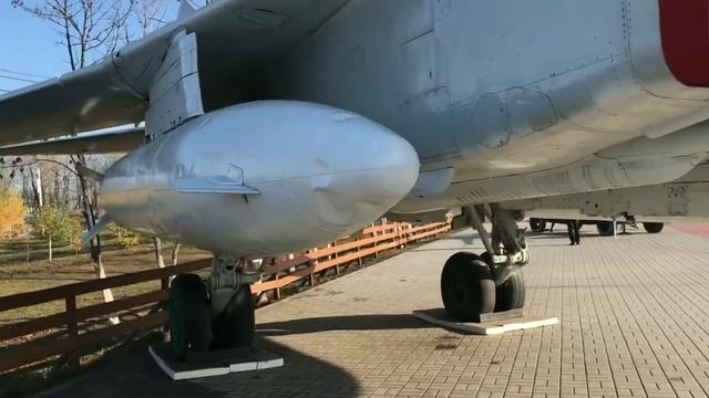 МУЗЕЙ ВОЕННОЙ ТЕХНИКИ ПОД ОТКРЫТЫМ НЕБОМ "ЛЕС ПОБЕДЫ". БУТУРЛИНОВКА ХРАНИТ ИСТОРИЮ смотреть онлайн