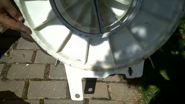 Рамонт і зборка пральнай машыны Whirlpool AV 807 (Ремонт и сборка стиральной машины Whirlpool) смотреть онлайн