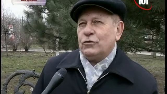 Выпускники школы №2 поздравили с 90-летием любимого учителя смотреть онлайн