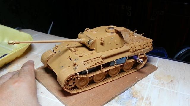 СБОРКА НЕМЕЦКОГО СРЕДНЕГО ТАНКА 