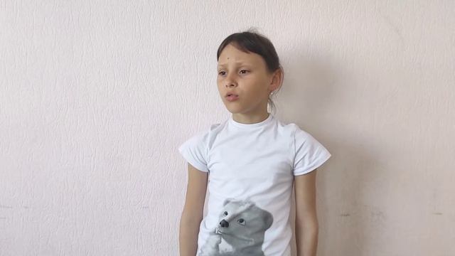 Стихотворение "Купание" З. Александрова. Читает Анастасия Мерзликина, 8 лет. смотреть онлайн