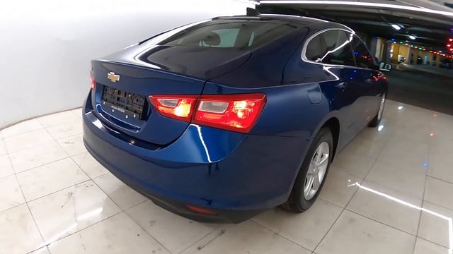 Автомобильные приключения с отважными мужчинами-автолюбителями