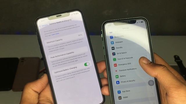 iOS 17.1.2 update VS iOS 17.2.1 on iPhone 11 || Full Review 🤯 смотреть онлайн