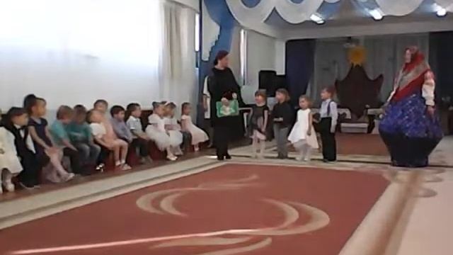 группа Пчелки смотреть онлайн