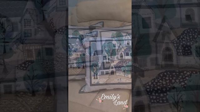 Печворк в интерьере. Лоскутные подушки и панно