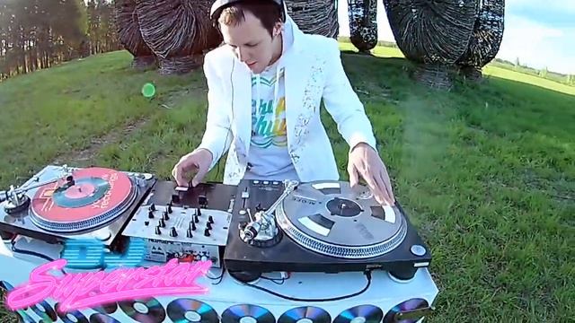 Лучший диджей на юбилей DJ SuperStar в деревне Никола Ленивец - Песняры - Косил Ясь Конюшину смотреть онлайн