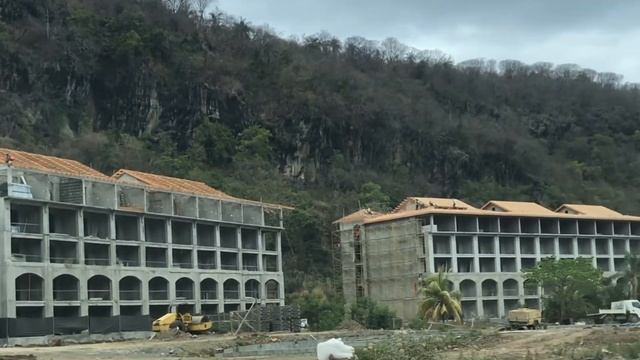 St Vincent and the Grenadines making progress woo woo woo! Sandals Resort смотреть онлайн