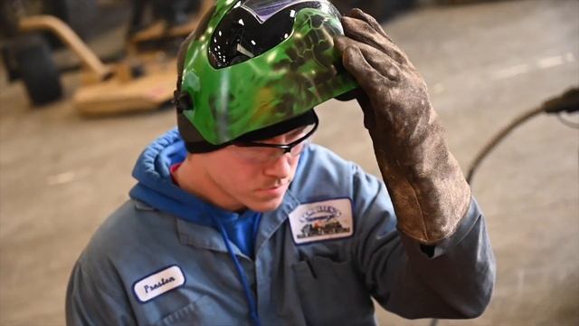 CLAAS Jaguar 890 Chopper Rebuild with Preston Ekrem смотреть онлайн