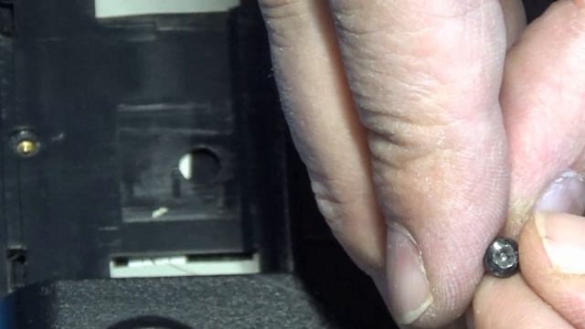 Принесли ноутбук Samsung NP300 смотреть онлайн