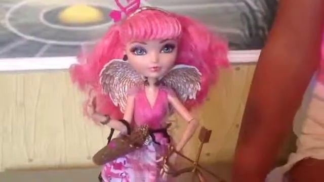 Обзор на куклу Ever After High C.A Cupid (базовая) смотреть онлайн