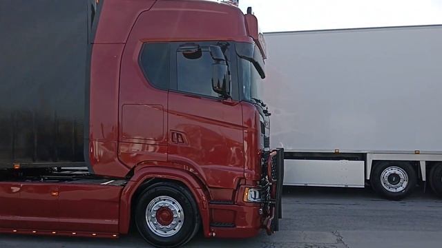 Scania 770 S Sarantos смотреть онлайн