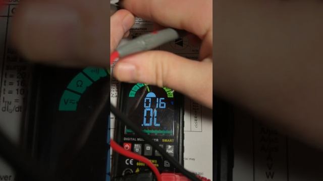 Как проверить  симистор ( симметричный триодный тиристор , TRIAC)   с помощью мультиметра  #симистор