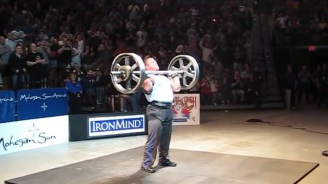 Derek Poundstone World Record Axle 414lbs @ Mohegan Sun 09' смотреть онлайн