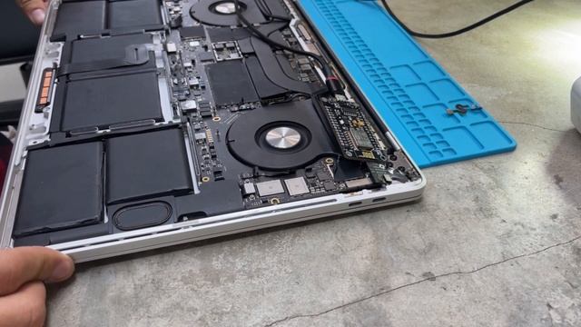 MacBook Lid Angle Sensor Calibration Tool (analogue of nerd.tool.1) смотреть онлайн