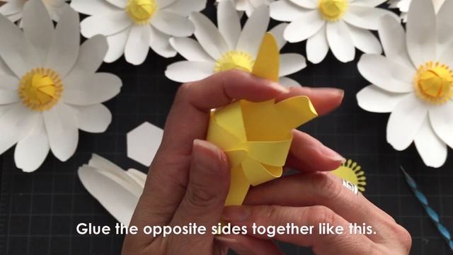 Paper Daisy Flowers | DIY Paper Flowers Tutorial Daisies with Template | Chamomile смотреть онлайн