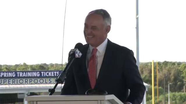 MLB Commissioner Rob Manfred speaks at Braves spring training смотреть онлайн