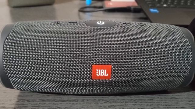 JBL Charge Essential 2 (120$) VS VORTEX VO2400 40W (60$)- Sound comparison смотреть онлайн