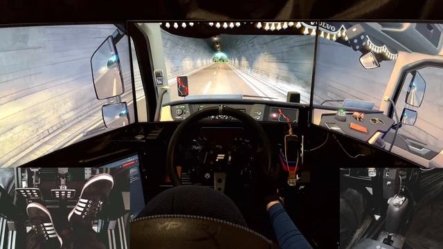 ETS2MP | 7680x1440 Triple Screen + Webcams | Прохождение квалификации смотреть онлайн