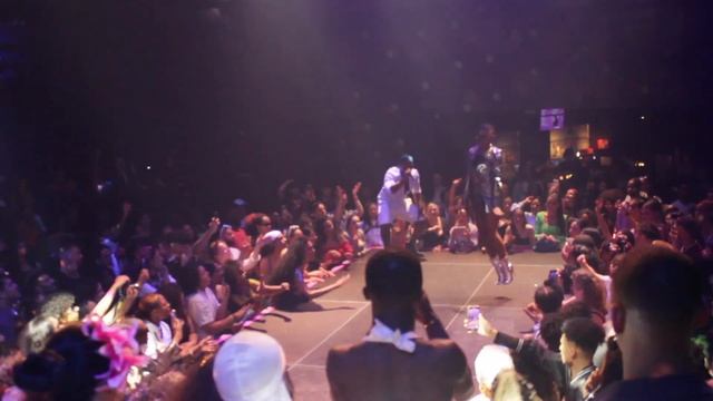 Butch Queen Vogue Fem 10s @ The Mothers Day Ball смотреть онлайн