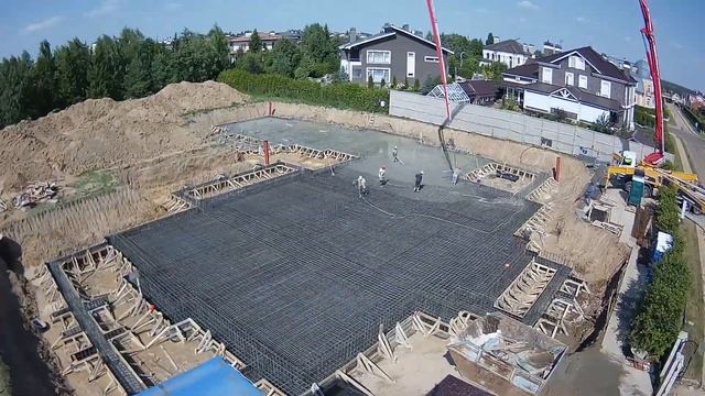 Бетонирование фундаментной плиты в КП «Миллениум Парк» смотреть онлайн