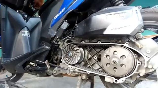 Tutorial Ganti Roller Vario 125 FI смотреть онлайн