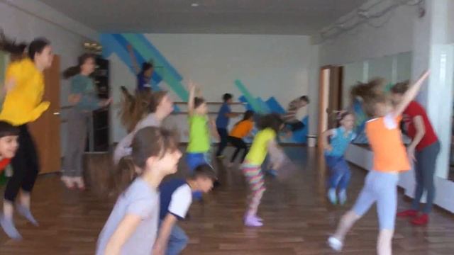 Детский танцевальный лагерь. Неделя 1 смотреть онлайн