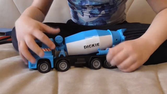 Машинка бетономешалка видео от Славунчика смотреть онлайн