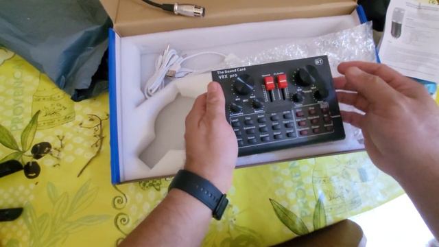 Condenser Mic Kit and V8X Pro Soundcard - Tagalog смотреть онлайн