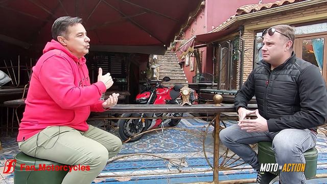 DUCATI Streetfighter V-4 Super Bike με καρατιμόνα смотреть онлайн