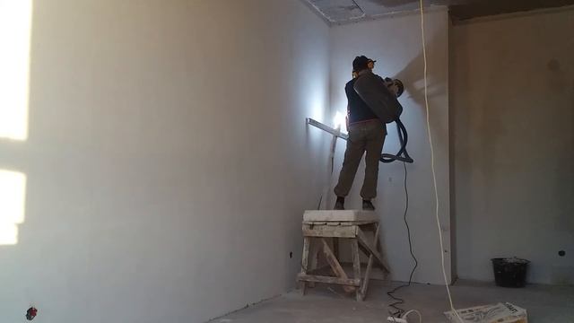 Шлифовальная машинка для стен и потолков