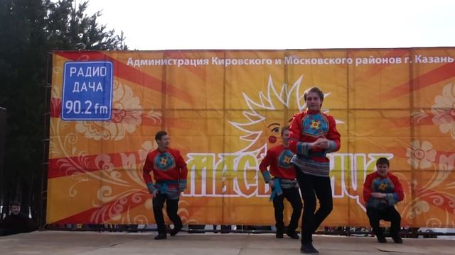 Брейк - данс . Танцы . Break dance . Казань . Street performance . смотреть онлайн