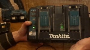 Зарядное устройство makita DC18RD