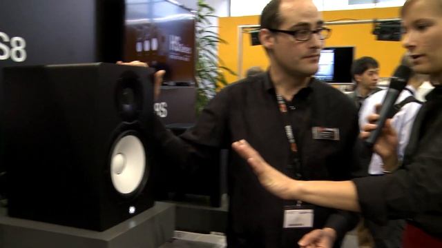 (EN) New HS Series Speakers Yamaha Musikmesse 2013 смотреть онлайн