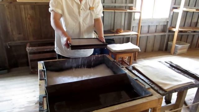 Изготовление бумаги. Gammelvala. Швеция. 18 июля 2015г смотреть онлайн