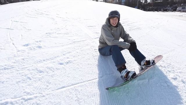 64 YEAR OLD SNOWBOARDER DOING BUTTERS AND SPINS смотреть онлайн