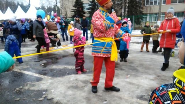 ВЛОГ//Масленица 2019//СПОР НА МАСЛЕНИЦЕ!//10 марта//Ярмарка смотреть онлайн